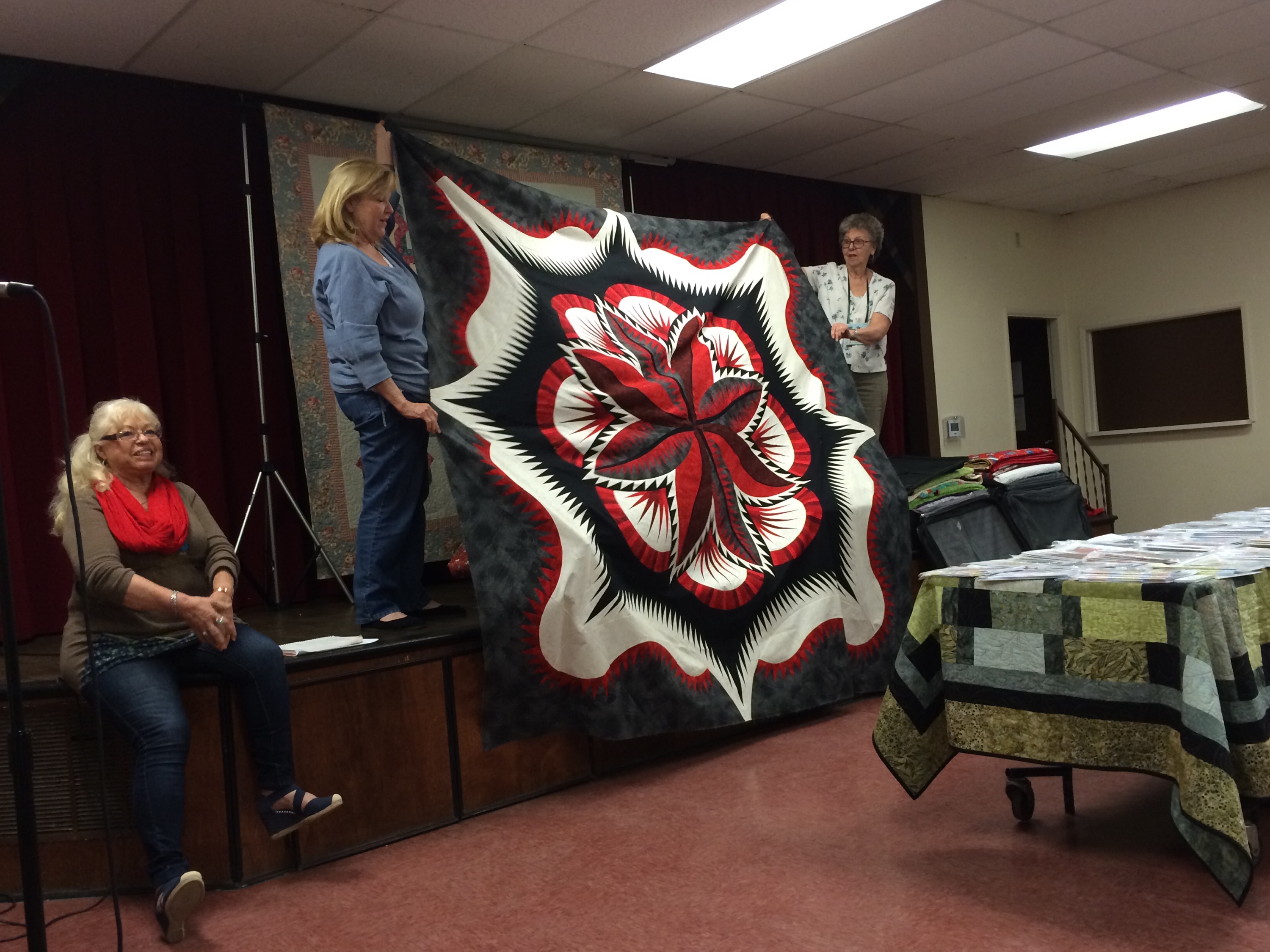 Pine Needles Quilt Guild in Wrightwood